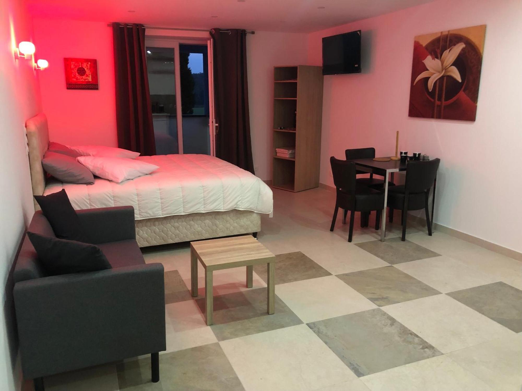 Belle Man Bed and Breakfast Longevelle-sur-Doubs Buitenkant foto